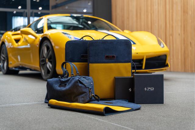 Ferrari 488 GTB HELE 70th Anni 1 of 1 Full Blue Carbon 3.9 GTB TAILOR MADE NART 458 SPECIALE APERTA