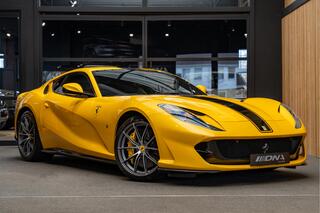 ferrari-812-v12-superfast-hele-atel