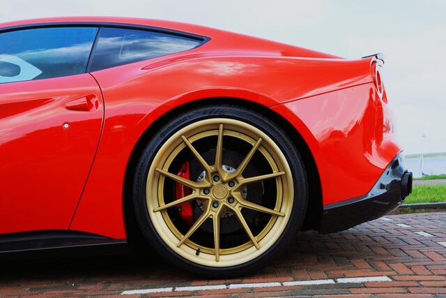 Ferrari F12 6.3 Berlinetta HELE NOVITEC **Carbon bucketseat/LIFT/Ceramic/21"22" ANRKY FORGED**