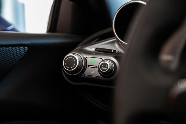 Ferrari F8 Spider ~Ferrari Munsterhuis~