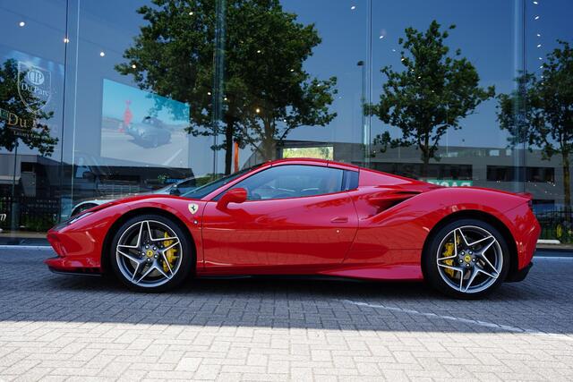 Ferrari F8 Spider 3.9 V8 HELE Carbon Pack
