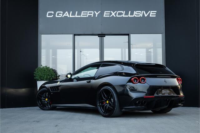 Ferrari GTC4 6.3 V12 - 4-zits l Lift l Passanger Display l Carbon l Panorama