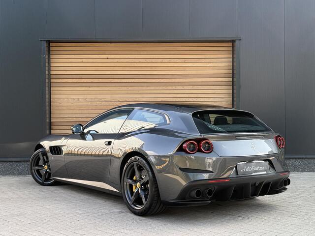 Ferrari GTC4 T 3.9 V8 LIFT|PANO|P.DISPLAY|CARBON