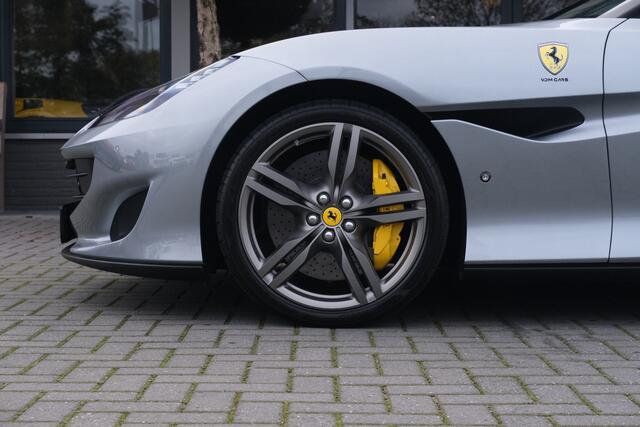 Ferrari Portofino 3.9 V8 HELE Origineel Nederlands Kroymans Onderhouden Passenger Display Keramisch Carbon