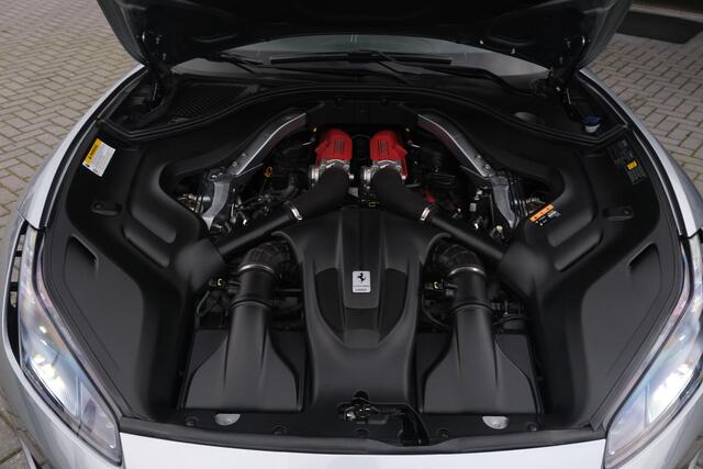 Ferrari Portofino 3.9 V8 HELE Origineel Nederlands Kroymans Onderhouden Passenger Display Keramisch Carbon