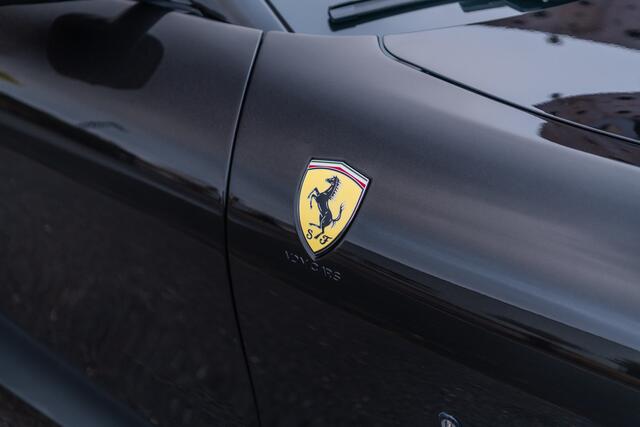Ferrari Roma Spider 3.9 V8 | Magneride | P. Display | Stoelventilatie | Carbon | Connect |