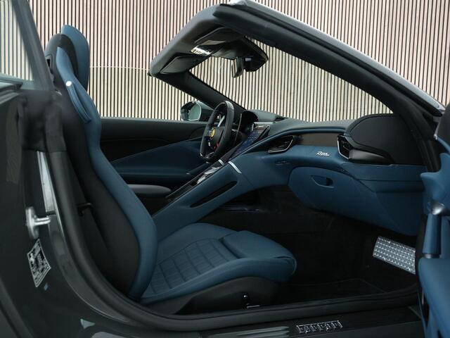 Ferrari Roma Spider 3.9 V8 |BTW|PPF|Grigio Scuro|360 camera|carbon int.|memory|Quilted seats|Apple Carplay|carbon stuur|20" lichtmetalen velgen|