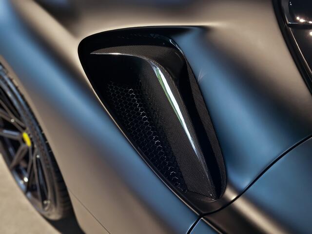 Ferrari SF90 Stradale 4.0 V8 Assetto Fiorano Novitec | Full Carbon