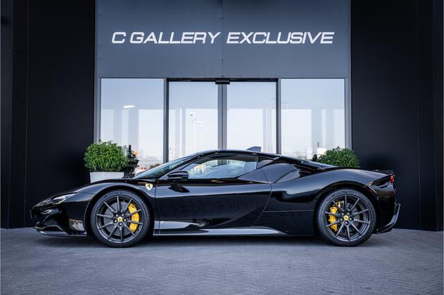 Ferrari SF90 Stradale 4.0 V8 - BTW l NL Auto l Lift l Fabrieksgarantie l Carbon in & exterieur
