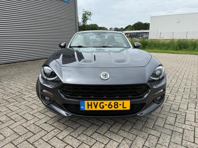 Fiat 124 Spider 1.4 MultiAir Turbo Lusso LED Camera Stoelverwarming