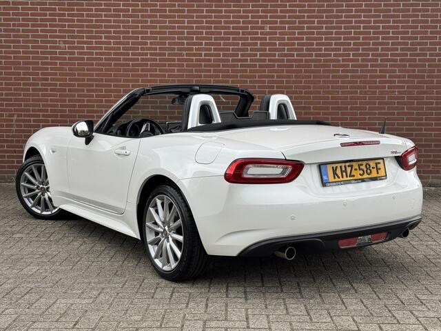 Fiat 124 Spider 1.4 M-Air T Lusso AUTOMAAT NAV CRUISE CARPLAY DAB CAMERA PDC STO
