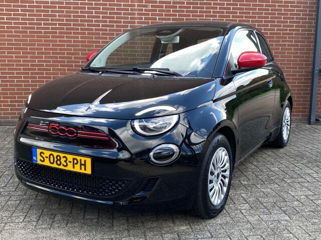 Fiat 500 RED 24 KWH NAV CRUISE DRAADLOZE CARPLAY DAB CLIMA