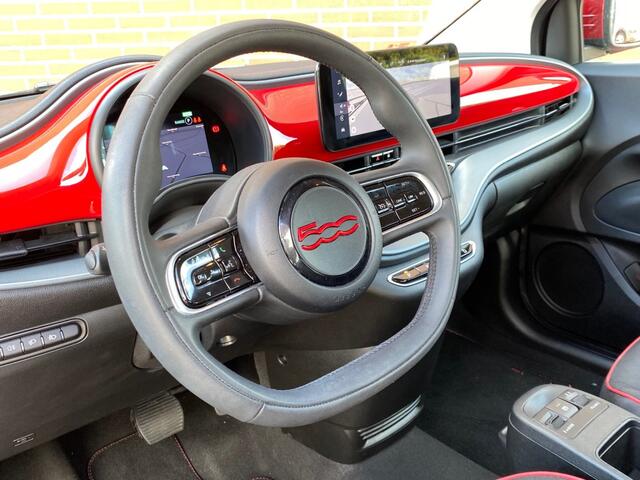 Fiat 500 RED 24 KWH NAV CRUISE DRAADLOZE CARPLAY DAB CLIMA