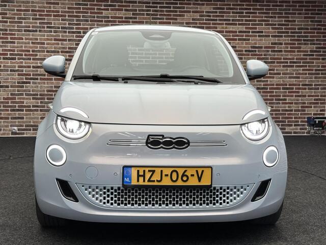 Fiat 500 Icon 42 kWh | CarPlay| LED| Stoelverwarming| Adaptive cruise|
