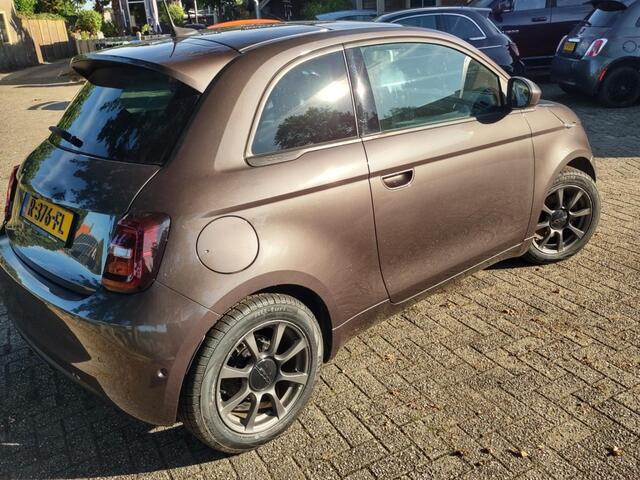 Fiat 500 E-Panodak-AdaptiveCruise-Meer...
