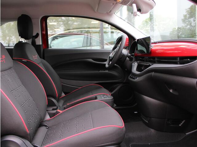 Fiat 500 RED 24 kWh | Navi / Carplay / Climate