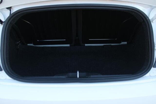 Fiat 500 1.0 72PK HYbrid DOLCEVITA CABRIO | ELEKRISCH BEDIENBAAR CABRIODAK | CLIMATE CONTROL | DAB+ RADIO | CRUISE CONTROL | HALF STOF HALF LEDEREN BEKLEDING | 15"LICHT METALEN VELGEN | LED DAGRIJ VERLICHTING |