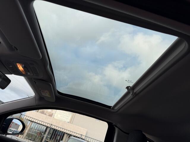 Fiat 500 3+1 ICON 42 KWH NAVI PANORAMA PDC CRUISE CARPLAY