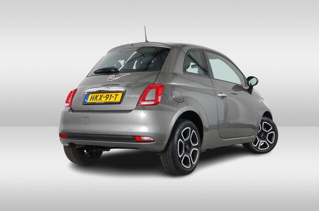 Fiat 500 1.0 Hybrid Club > Cruise control/Apple carplay/Android/Donkere hemelbekleding