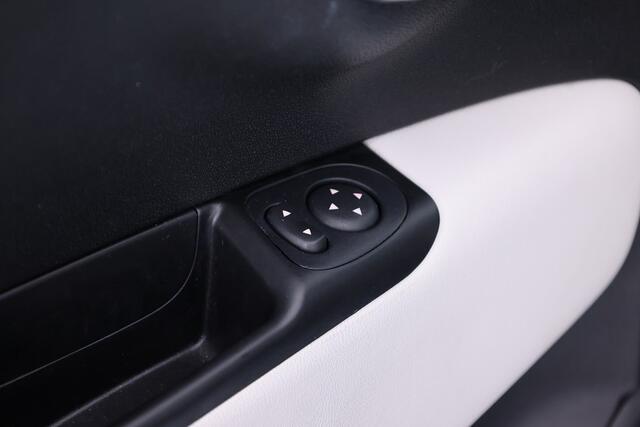 Fiat 500 1.0 Hybrid Dolcevita Tech Pack| PANORAMADAK | CARPLAY | PDC | Mistlampen