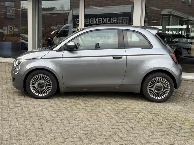 Fiat 500 Icon | carplay | lm velgen |