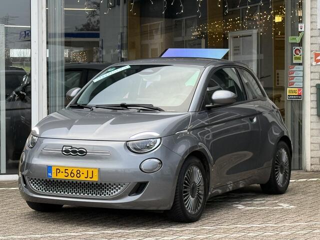 Fiat 500 Icon 42 kWh | NAP | Eerste eigenaar | Pack Winter | Navigatie | Climate Control | Cruise Control | Parkeersensoren | Lichtmetaal |