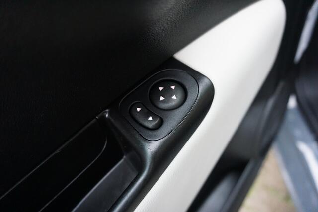 Fiat 500 1.2 Star Cruisecontr. | PDC | Leder | Apple Carplay *All in prijs*