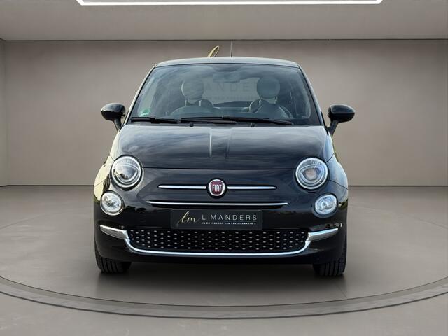 Fiat 500 1.0 Hybrid Dolcevita 2023 ZWART | Panoramadak | Apple CarPlay |