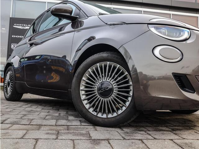Fiat 500 Icon 42 kWh | Full LED | Navi |