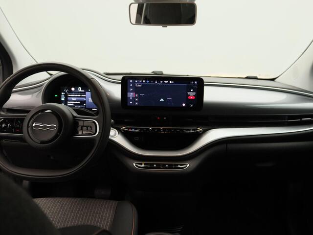 Fiat 500 3+1 Icon 42 kWh Comfort Pack | Pack winter | airco automatisch | Apple Carplay/Android Auto | cruise control | lichtmetalen velgen | navigatiesysteem full map |