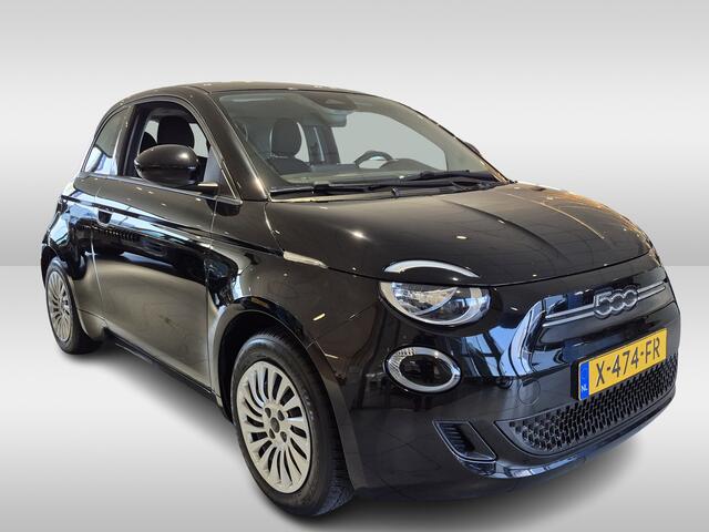 Fiat 500 Urban 42 kWh | Climate Control | Navigatie via Apple Carplay of Android Auto | Cruise Control |
