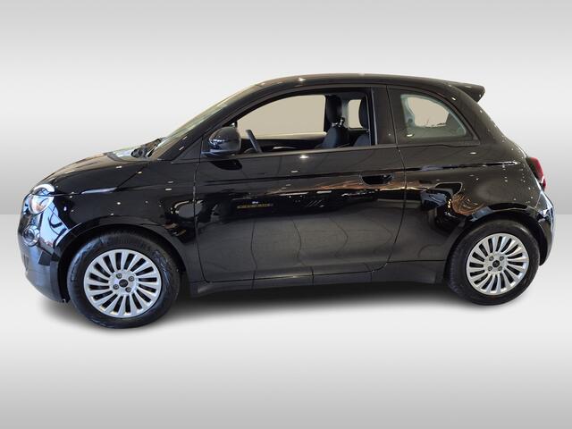 Fiat 500 Urban 42 kWh | Climate Control | Navigatie via Apple Carplay of Android Auto | Cruise Control |