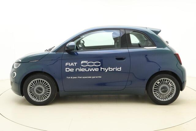 Fiat 500 1.0 Hybrid Torino Launch Edition | Navigatie via Carplay | Climate control | DEMO | Lichtmetalen velgen | Cruise control