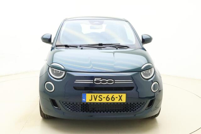 Fiat 500 1.0 Hybrid Torino Launch Edition | Navigatie via Carplay | Climate control | DEMO | Lichtmetalen velgen | Cruise control