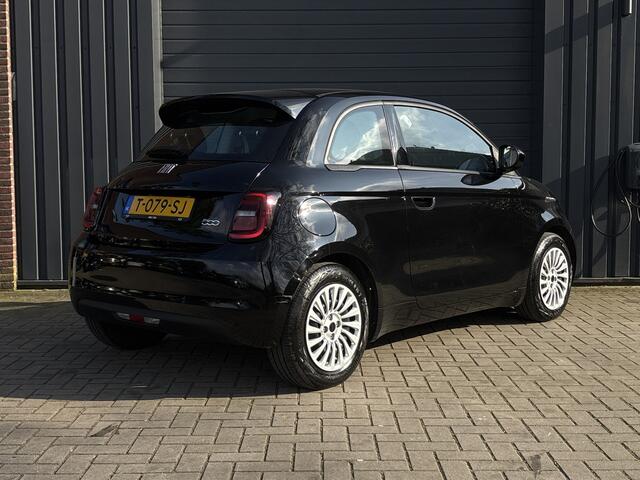 Fiat 500 Urban 42 kWh - Apple Carplay/Android Auto - Climate Control -
