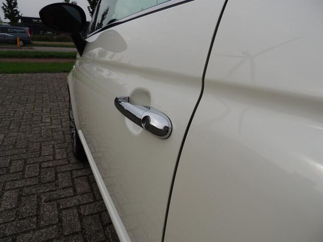 Fiat 500 TwinAir Turbo Lounge 81PK | 16" velgen | Navigatie | Cruise Controle | Parkeersensoren