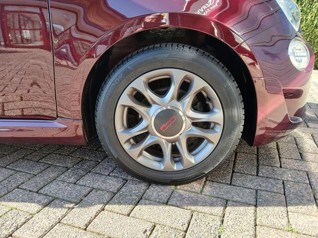 Fiat 500 0.9 TwinAir Turbo Sport + Lederen bekleding + Navigatie + Beats audio etc.etc.