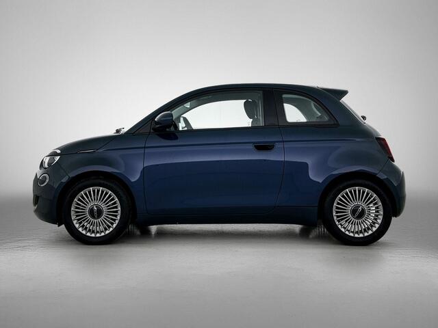 Fiat 500 Icon 42 kWh | Climate Control / ECC | Licht metalen velgen 16 inch | Cruise control | Navigatie |