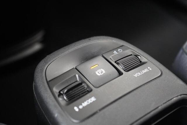 Fiat 500 Icon 42 kWh | Navigatie | Cruise control | Climate control | Lm velgen