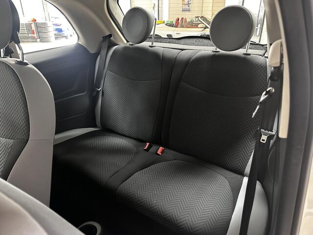 Fiat 500 0.9 TwinAir Turbo Popstar/ Facelift!/ 15'' LMV/ Airco/ C.V. afstand/ Elek. pakket/ Isofix/ AUX & USB/ Multi. Stuur/ Chroom/ LED Dagrijverl.