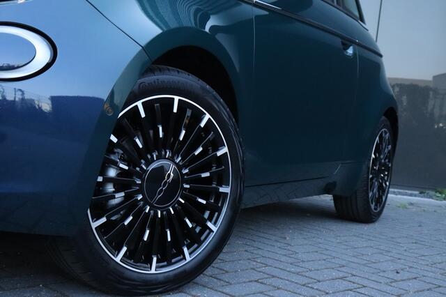 Fiat 500 La Prima 42 kWh | Pano | Technology | Winter | BTW | 17"