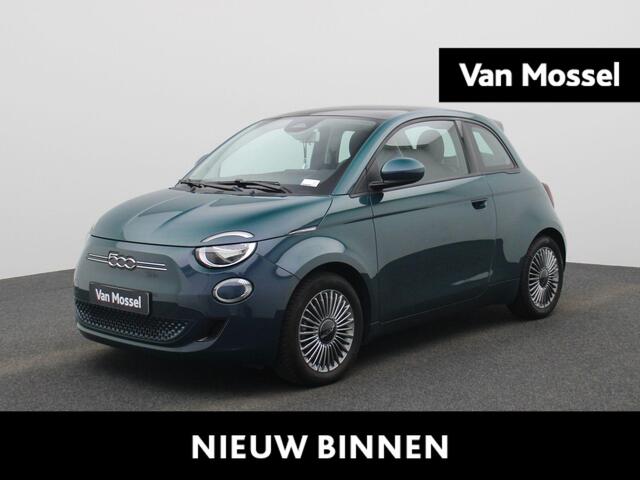 Fiat 500 500e 42 kWh Icon | Climate Control / ECC | Panoramadak | Licht metalen velgen 16 inch | Cruise control Standaard | Connectiviteit af fabriek | Navigatie | Stoelverwarming | Park Distance Control voor en achter |