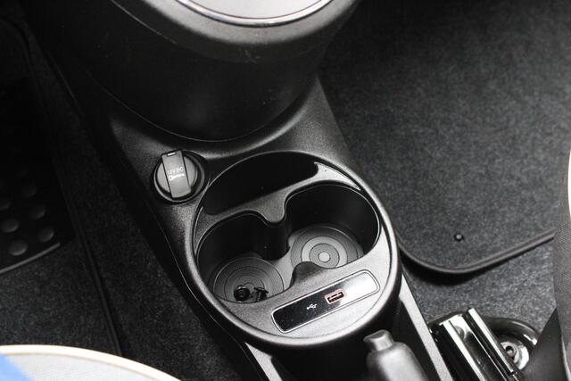 Fiat 500 1.2 Automaat Cruisecontrol | Carplay | Airco | Lichtmetalen Velgen | Superleuke Nette Auto!