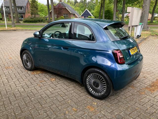 Fiat 500 Icon/42kWh/keyLess/Nav/Pano/Add.Cruise/16LM/Clima