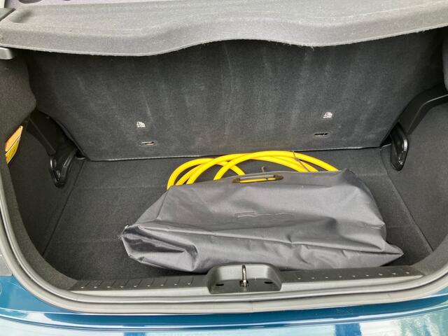 Fiat 500 Icon/42kWh/keyLess/Nav/Pano/Add.Cruise/16LM/Clima