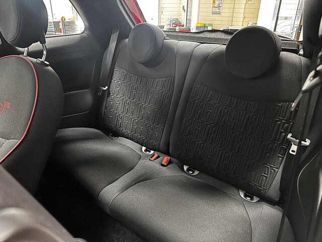 Fiat 500 1.0 Hybrid RED/ Virtual Dash./ 15'' LMV/ Panorama-Dak/ DAB+/ Bluetooth/ Navi/ Clima/ Cruise/ Elek. pakket/ Multi. LEDER. Stuur/ PDC/ LED Dagrijverl.
