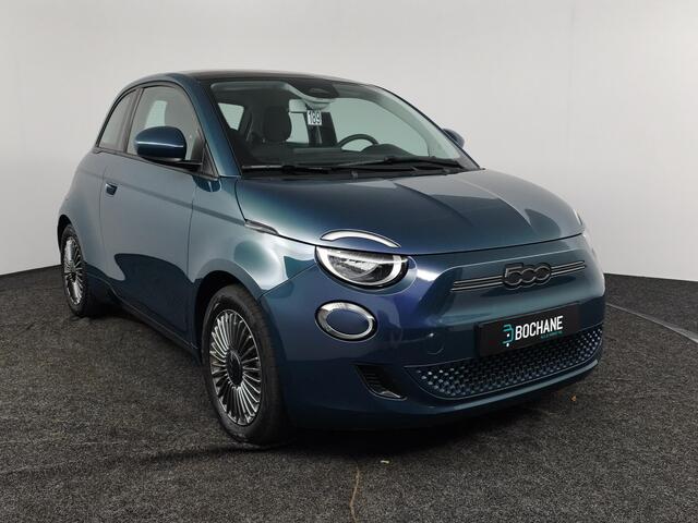 Fiat 500 Icon 42 kWh | Panoramadak | Stoelverwarming | Navigatie | DAB+