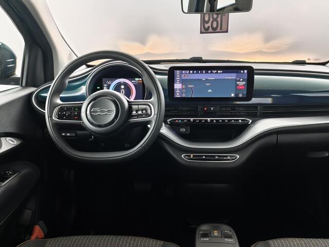 Fiat 500 Icon 42 kWh | Panoramadak | Stoelverwarming | Navigatie | DAB+