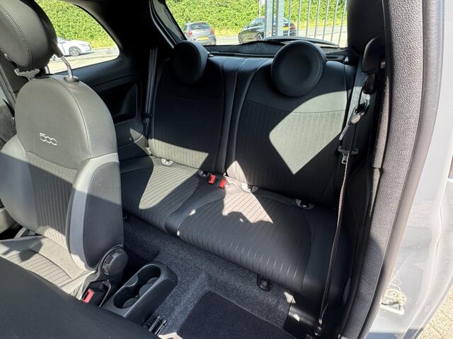 Fiat 500 1.0 Hybr. Rockstar AIRCO PANO CARPLAY CRUISE PDC LMV