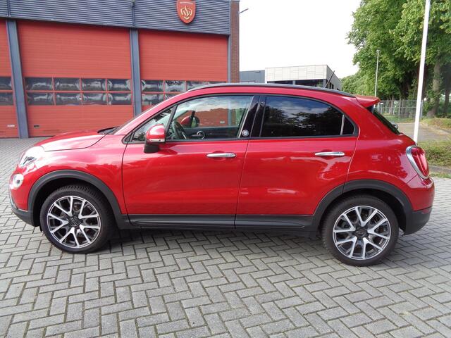 Fiat 500 X CROSS 1.4 Turbo MultiAir Cross Trekhaak Achteruitrijcamera 18 inch 4-seizoenen banden